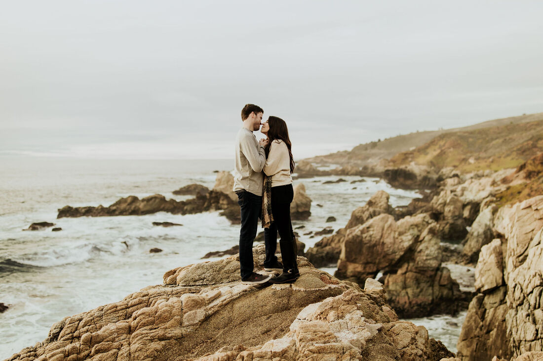 Big Sur Proposal Engagement Photographer